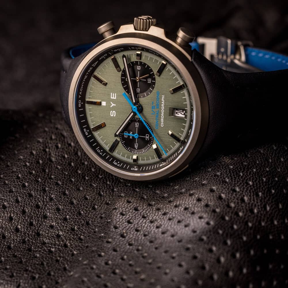 SYE-      MOT1ON-Chronograph-Bullitt-Titanium-gloves