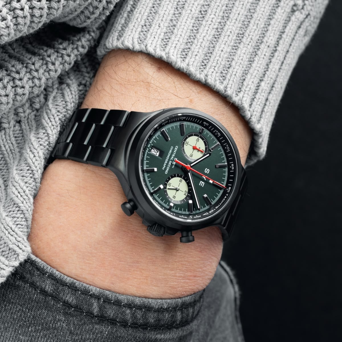 Chronograph [CUT 7] steel watch in black DLC