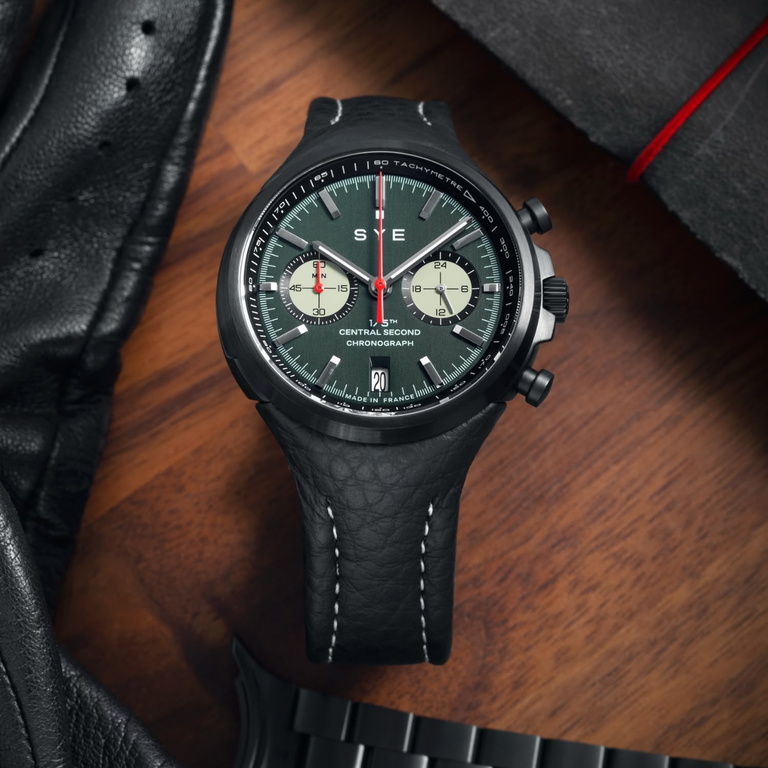 Chronograph [CUT 7] steel watch in black DLC